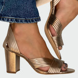 Ella - Elegant sandals with strap