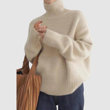 Isa - High Cashmere Collar