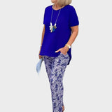 Zaneta – Elegant set with a fitted top and loose pants