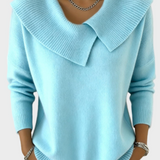 Lucia - Warm Sweater with a Soft Collar