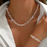 Fish Tail – Luxurious Shiny Jewelry Set Made of Glass and Crystals