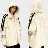Karolina – Comfortable Hooded Coat