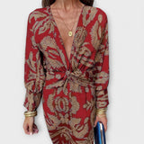 Milada - Elegant Dress with Long Sleeves