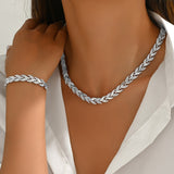 Fish Tail – Luxurious Shiny Jewelry Set Made of Glass and Crystals