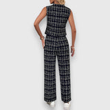 Jasmína - Two-Piece Set with V-Neck and Matching Pants