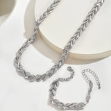 Fish Tail – Luxurious Shiny Jewelry Set Made of Glass and Crystals