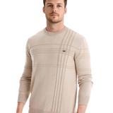 Men's Sweater in Plaid Pattern