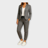 Nikol - Women's Suit with Blazer and Jogger Pants