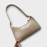 Cécile. - Shiny Leather Bag
