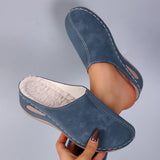 Orthopedic Slippers with Everyday Comfort and Timeless Style