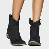 Sára - Retro ankle boots in cowboy style