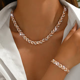 Fish Tail – Luxurious Shiny Jewelry Set Made of Glass and Crystals