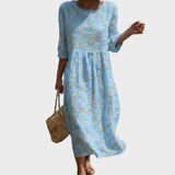 Natália - Midi Dress with Round Neckline and Floral Pattern