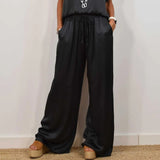 Lucie - Set with Luxurious Comfort